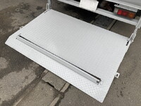 三菱ふそうキャンターアルミバン小型（2t・3t）[写真07]