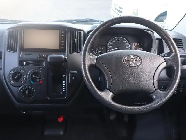 トヨタタウンエースバン小型（2t・3t）[写真32]