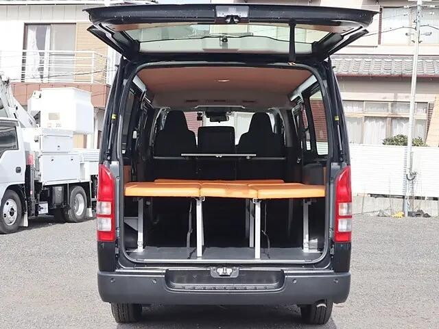 トヨタハイエースキャンピングカー小型（2t・3t）[写真11]