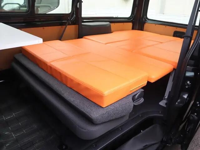 トヨタハイエースキャンピングカー小型（2t・3t）[写真13]