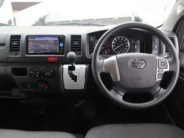 トヨタハイエースキャンピングカー小型（2t・3t）[写真31]