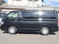 トヨタハイエースバン小型（2t・3t）[写真09]