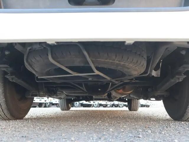 トヨタハイエースバン小型（2t・3t）[写真23]