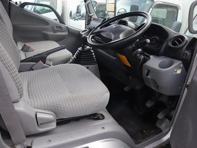 トヨタダイナ平ボディ小型（2t・3t）[写真27]