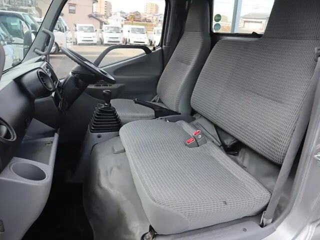 トヨタダイナ平ボディ小型（2t・3t）[写真30]