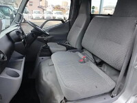 トヨタダイナ平ボディ小型（2t・3t）[写真31]