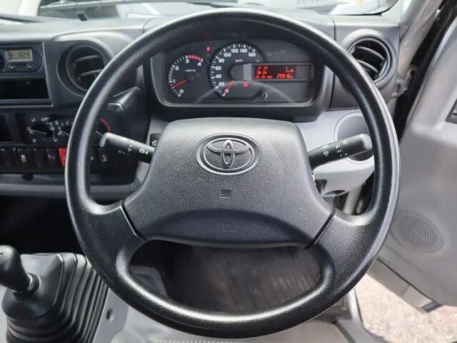 トヨタダイナ平ボディ小型（2t・3t）[写真31]