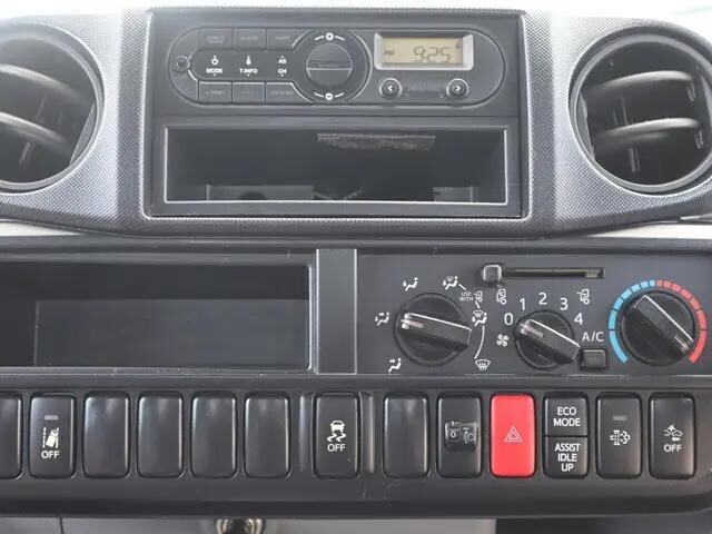 トヨタダイナ平ボディ小型（2t・3t）[写真33]