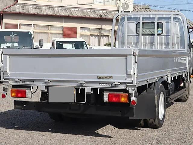 トヨタダイナ平ボディ小型（2t・3t）[写真04]