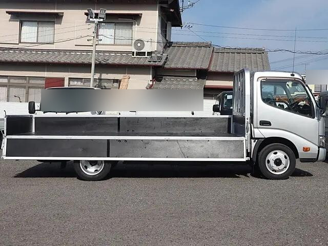 トヨタダイナ平ボディ小型（2t・3t）[写真09]