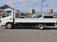 日野デュトロ平ボディ小型（2t・3t）[写真09]