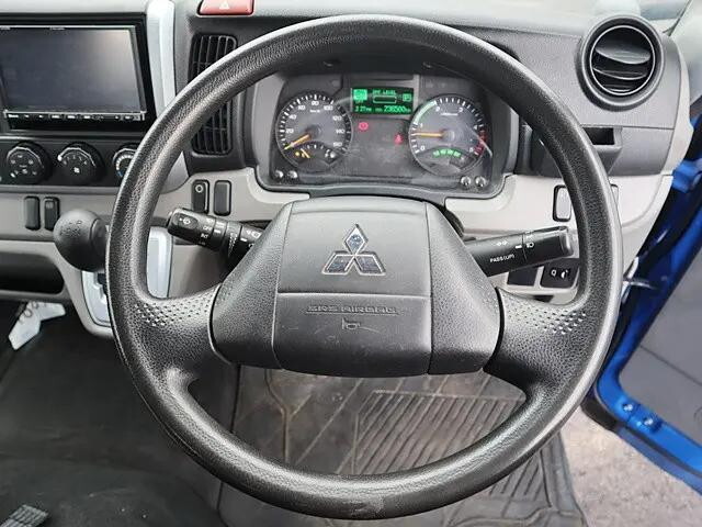 三菱ふそうキャンターセーフティローダー小型（2t・3t）[写真04]