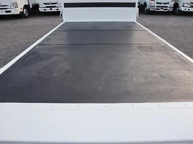 トヨタダイナ平ボディ小型（2t・3t）[写真11]