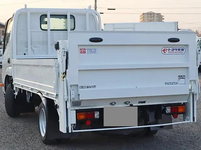 トヨタダイナ平ボディ小型（2t・3t）[写真02]