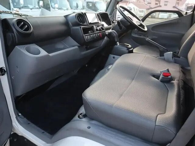 トヨタダイナ平ボディ小型（2t・3t）[写真30]