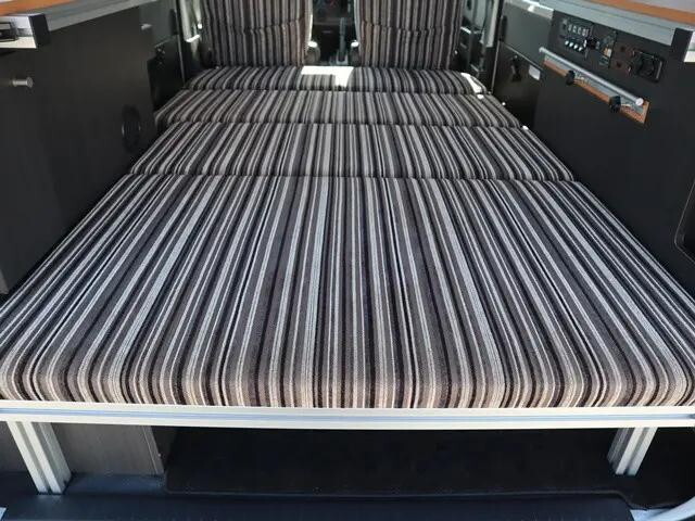 トヨタタウンエースキャンピングカー小型（2t・3t）[写真22]