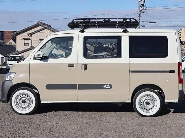 トヨタタウンエースキャンピングカー小型（2t・3t）[写真08]