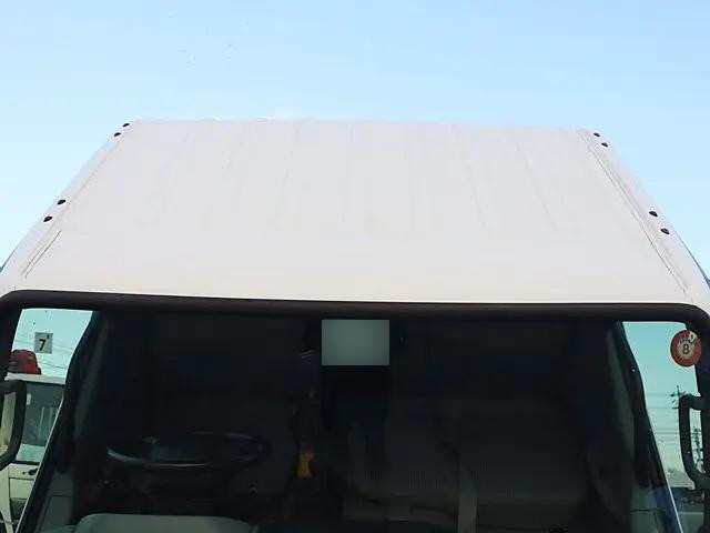 トヨタトヨエース平ボディ小型（2t・3t）[写真13]