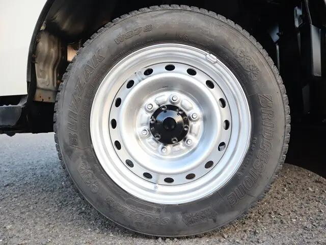 トヨタトヨエース平ボディ小型（2t・3t）[写真23]