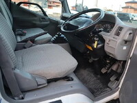 トヨタトヨエース平ボディ小型（2t・3t）[写真29]