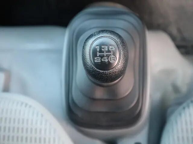 トヨタトヨエース平ボディ小型（2t・3t）[写真33]