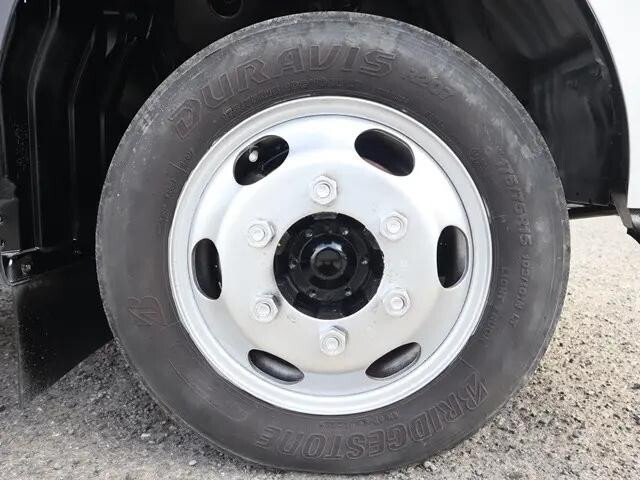 トヨタトヨエース平ボディ小型（2t・3t）[写真19]