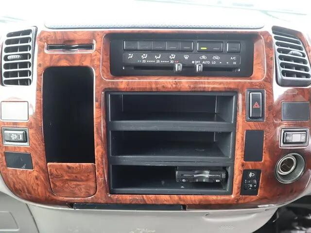 トヨタトヨエース平ボディ小型（2t・3t）[写真33]