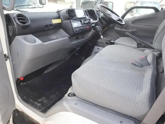 トヨタトヨエース冷凍車（冷蔵車）小型（2t・3t）[写真30]