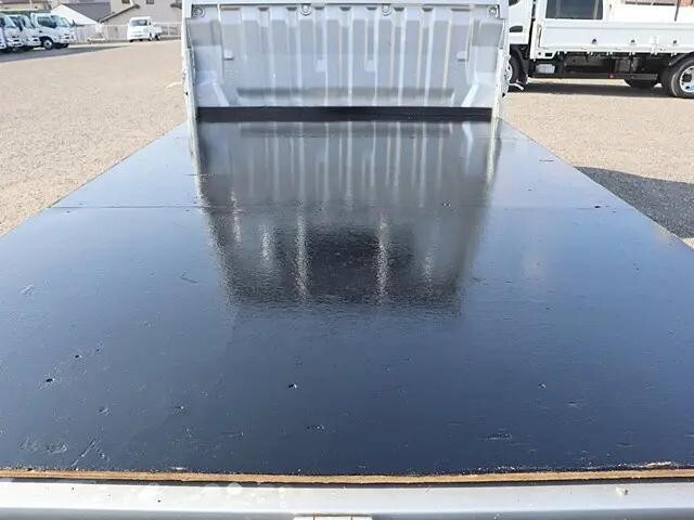 トヨタタウンエース平ボディ小型（2t・3t）[写真11]