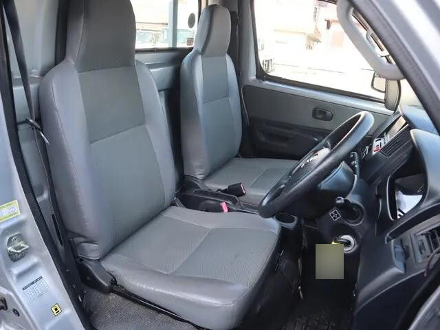 トヨタタウンエース平ボディ小型（2t・3t）[写真28]