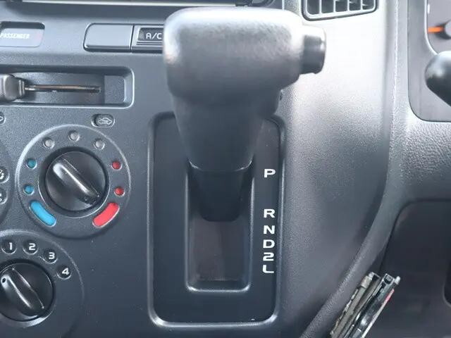 トヨタタウンエース平ボディ小型（2t・3t）[写真32]