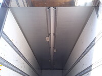 三菱ふそうスーパーグレートアルミウイング大型（10t）[写真22]