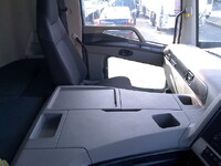 三菱ふそうスーパーグレートアルミウイング大型（10t）[写真29]