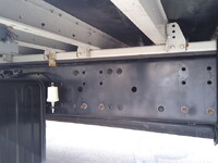 UDトラックスクオンアルミウイング大型（10t）[写真11]