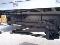 UDトラックスクオンアルミウイング大型（10t）[写真16]