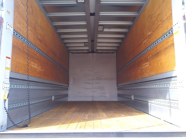 日野レンジャーアルミウイング増トン（6t・8t）[写真18]