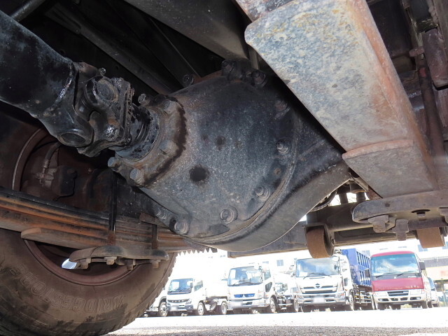 三菱ふそうキャンターダンプ小型（2t・3t）[写真09]