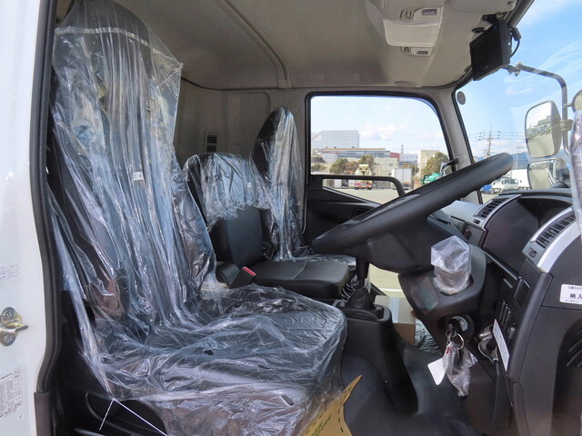 三菱ふそうファイターダンプ中型（4t）[写真16]