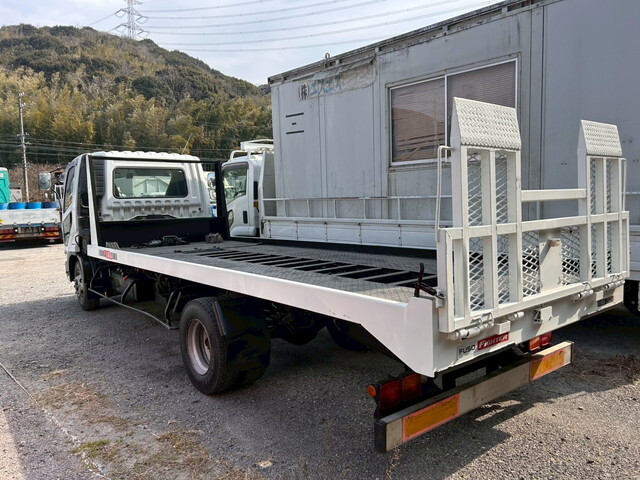 三菱ふそうファイターセーフティローダー中型（4t）[写真03]