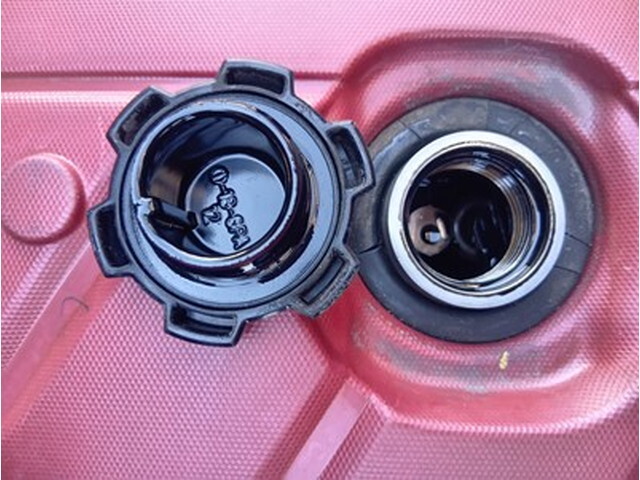 日野デュトロ平ボディ小型（2t・3t）[写真18]