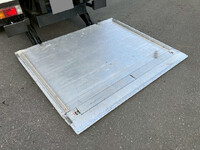 日野デュトロアルミバン小型（2t・3t）[写真15]