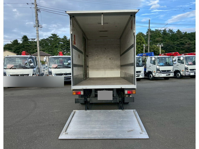日野デュトロアルミバン小型（2t・3t）[写真16]