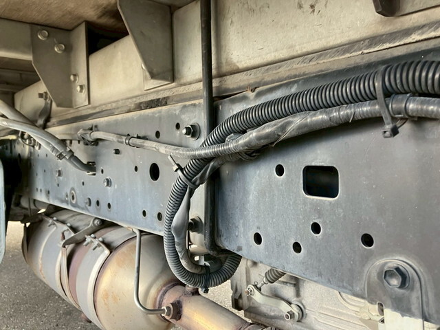 日野デュトロアルミバン小型（2t・3t）[写真33]