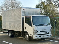 いすゞエルフアルミバン小型（2t・3t）[写真01]