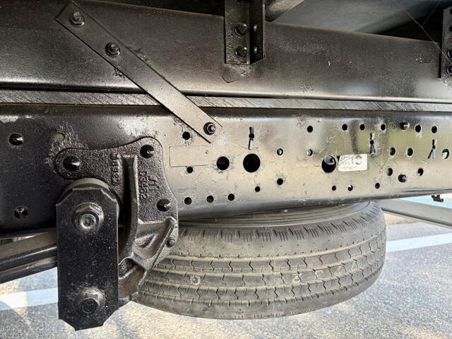 いすゞエルフアルミバン小型（2t・3t）[写真27]