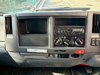 いすゞエルフアルミバン小型（2t・3t）[写真36]