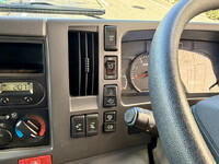 いすゞエルフアルミバン小型（2t・3t）[写真37]