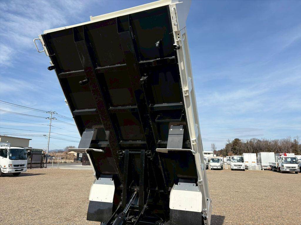 日野デュトロダンプ小型（2t・3t）[写真11]