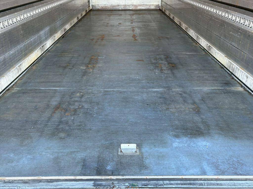 日野レンジャーアルミウイング増トン（6t・8t）[写真08]