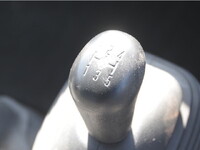 いすゞエルフシャーシ小型（2t・3t）[写真13]